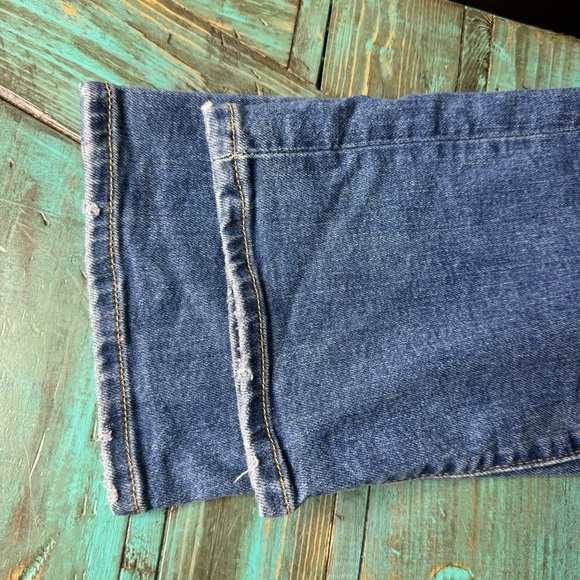 Levi's Wedgie Straight Jeans Button Fly Size 32 High Rise Distressed Denim - Picture 10 of 14